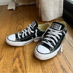 Black Converse Lowtops